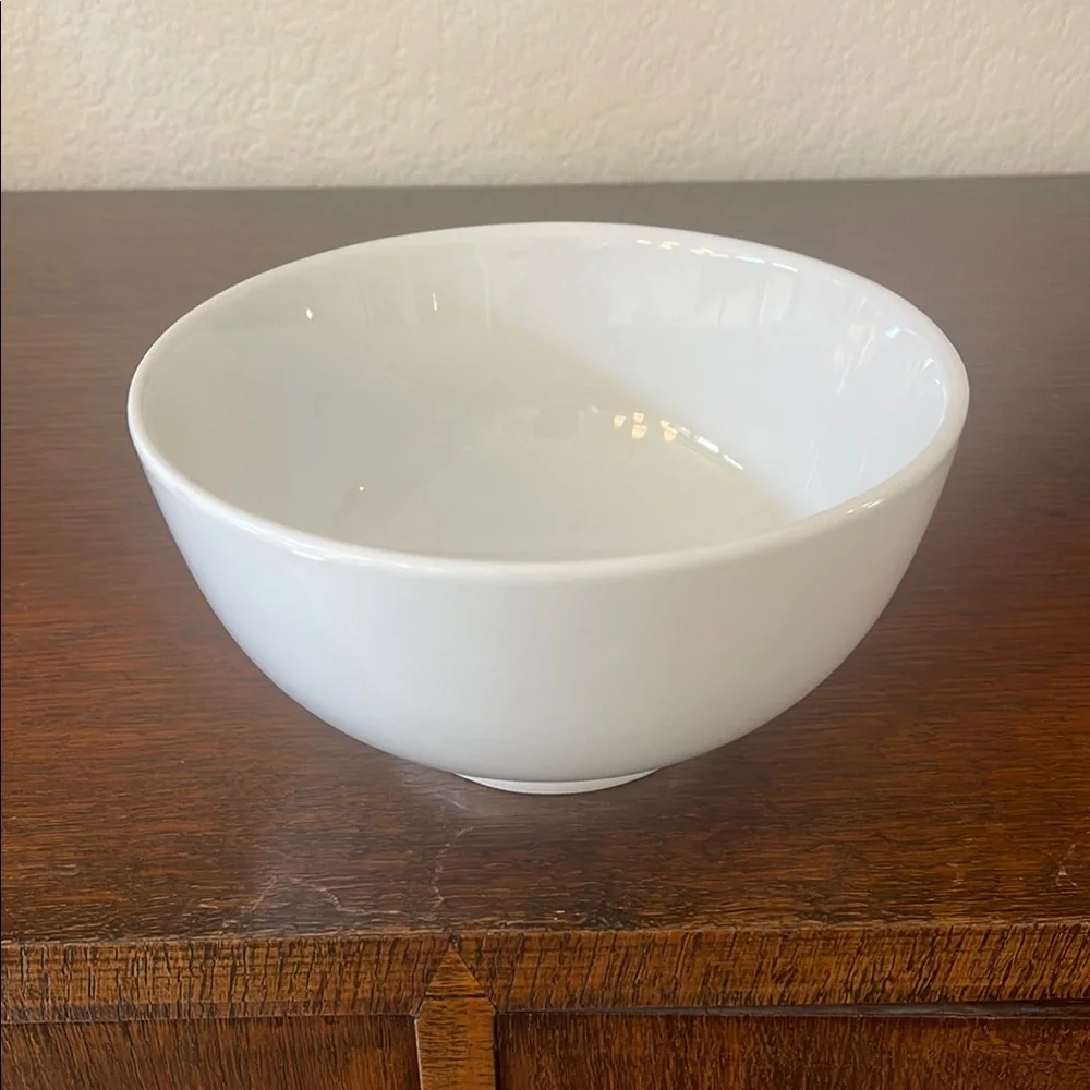 Williams-Sonoma “Essential White” 6” All Purpose Bowl
